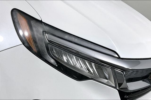 Used 2020  Honda Touring image 31