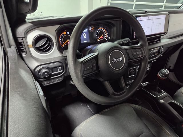 Used 2025 White Jeep Sport image 6