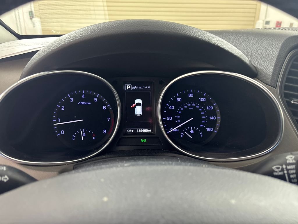 Used 2019 White Hyundai Limited image 28