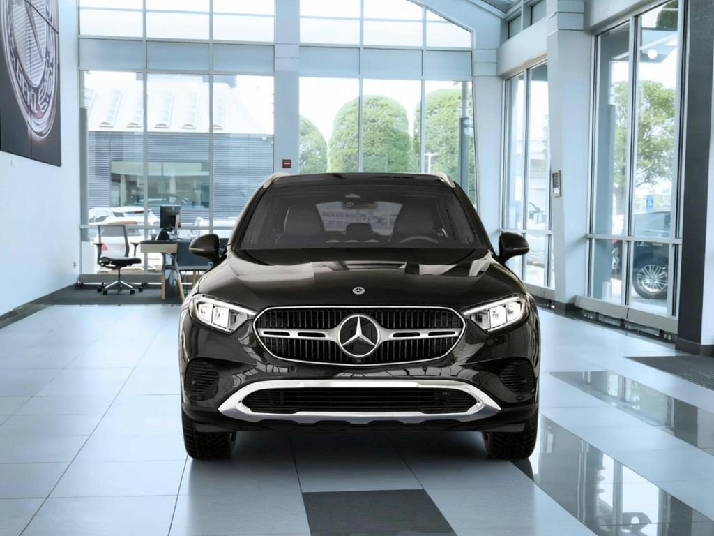 New 2026 Black Mercedes-Benz GLC 300 image 7