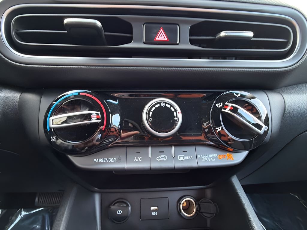 2023 Hyundai Kona SEL - Photo 25