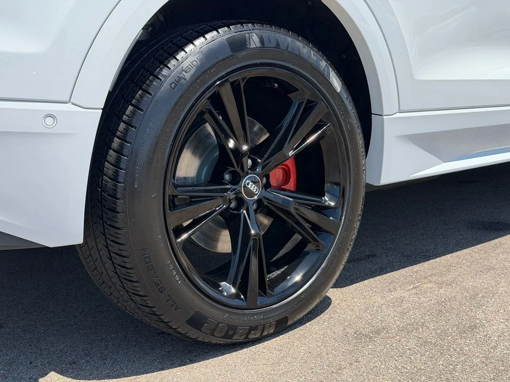 Used 2019 White Audi 3.0T Premium Plus image 26