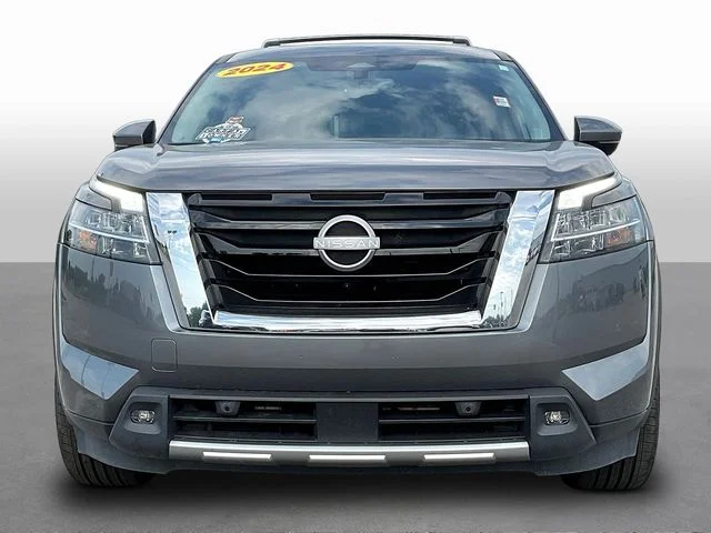 Used 2024 Gray Nissan SL image 2