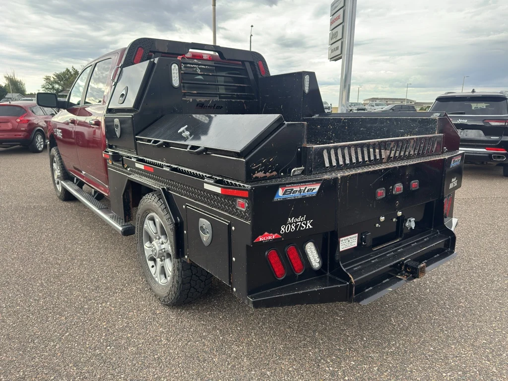 Used 2018 Delmonico Red Pearlcoat Ram Big Horn image 8