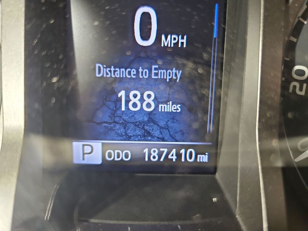 Used 2017 Black Toyota SR5 image 17