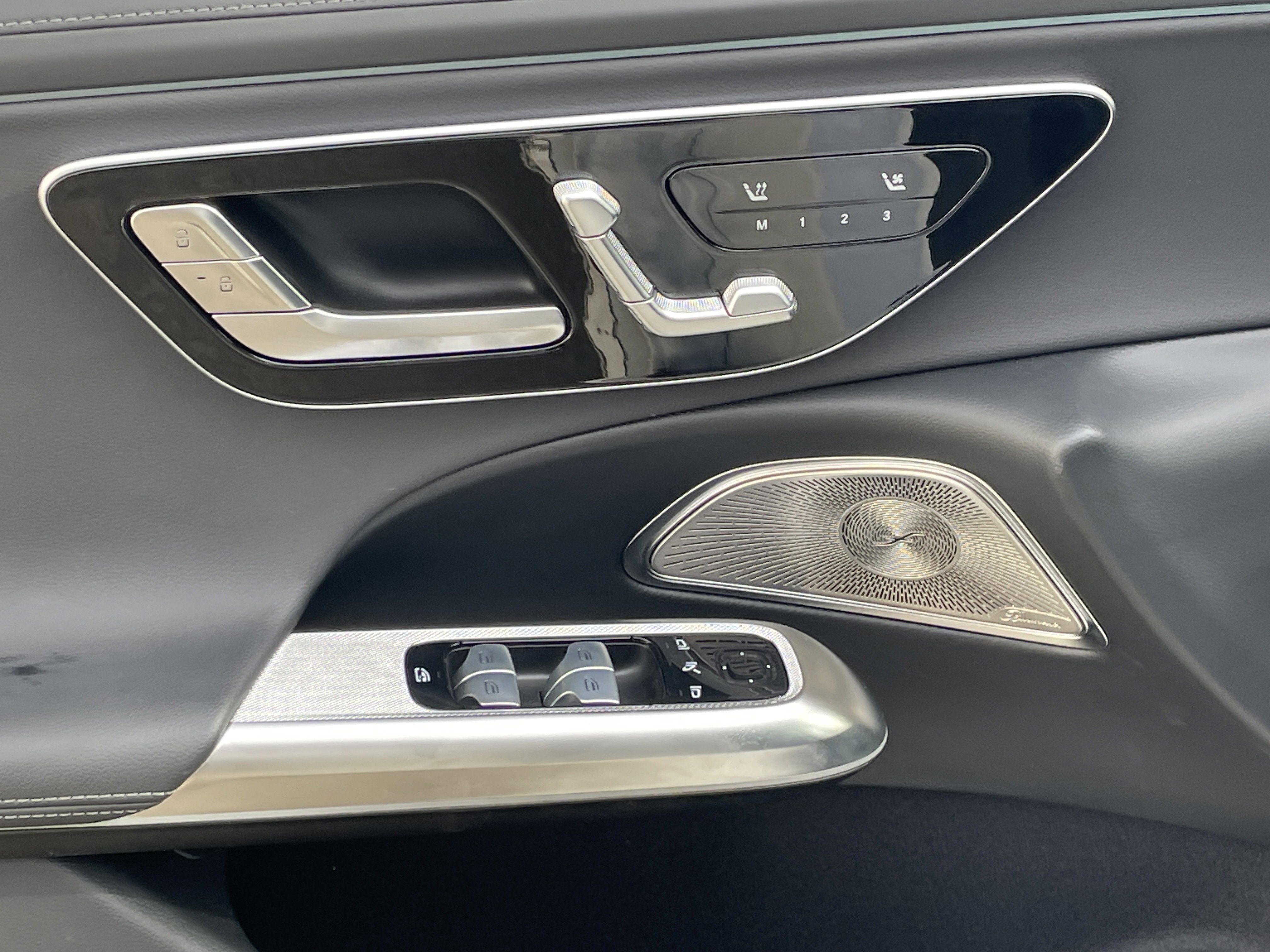 Certified Used 2025 Polar White Mercedes-Benz E 350 RWD Sedan image 19