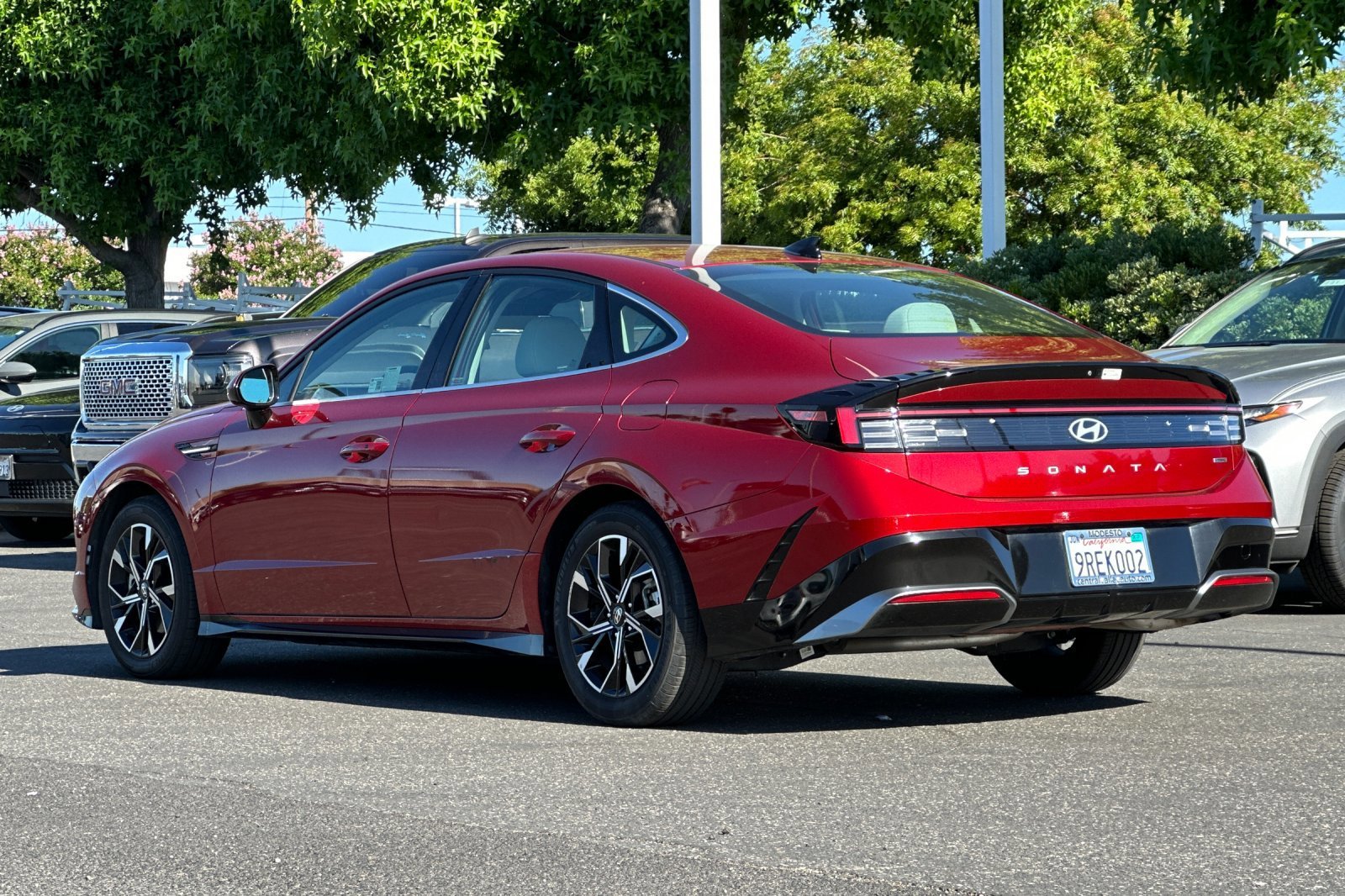 Certified Used 2025 Ultimate red Hyundai SEL image 6