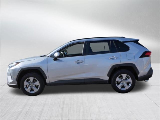 Certified Used 2025 SILVER SKY METALLIC Toyota  image 5