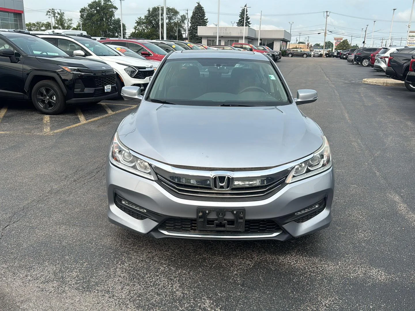 Used 2017 Lunar Silver Metallic Honda EX image 2