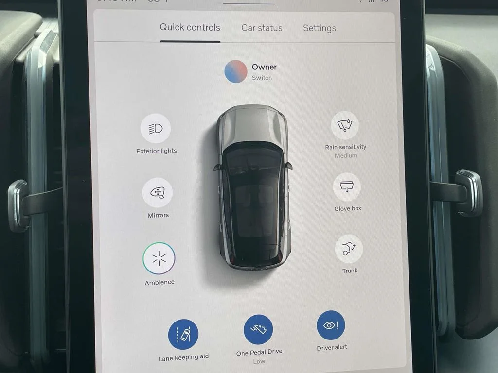 2025 Volvo EX30 Ultra - Photo 19