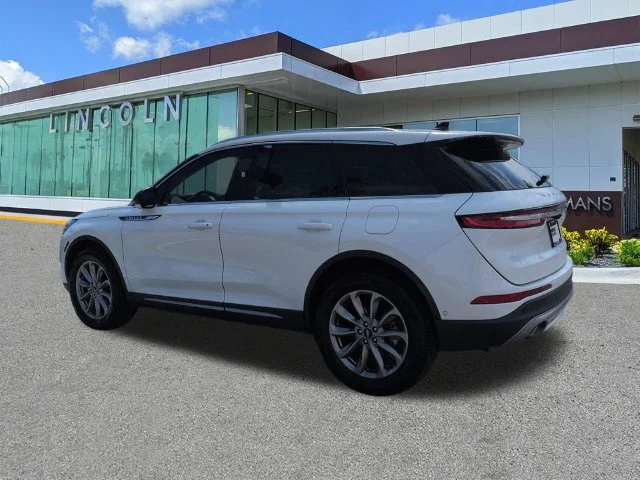 Certified Used 2022 White Metallic Lincoln Standard image 6