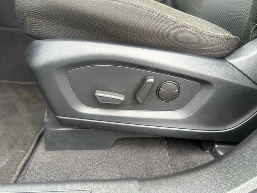 Certified Used 2024 Gray Metallic Ford XLT image 13
