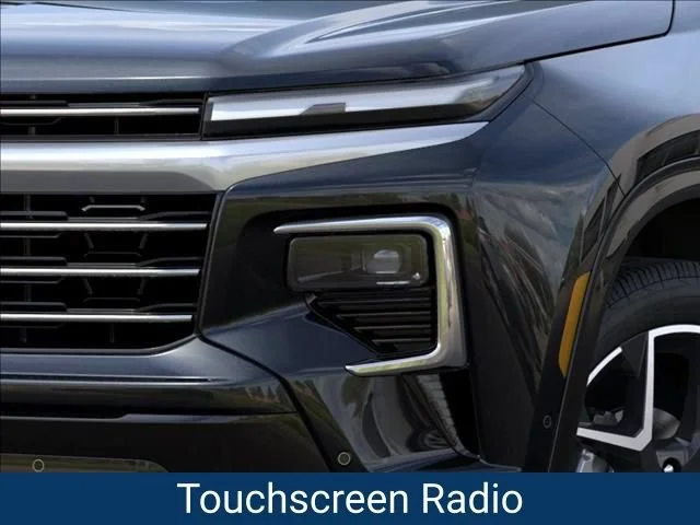 New 2026 Mosaic Black Metallic Chevrolet High Country image 11