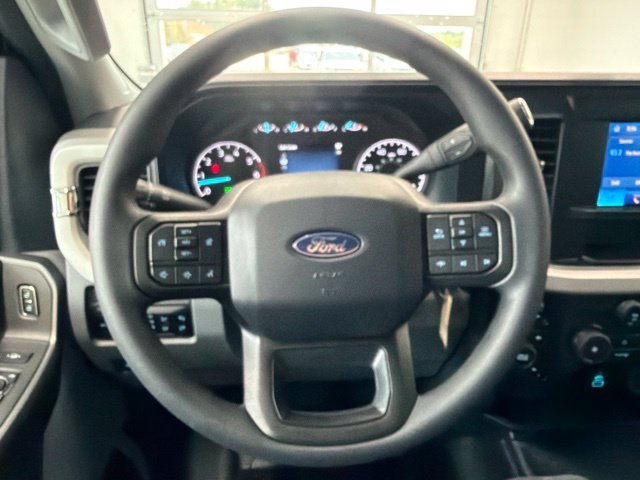 New 2027 Carbonized Gray Metallic Ford F-250® XLT image 24