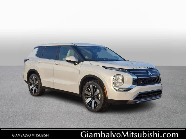 2026 Mitsubishi Outlander SE