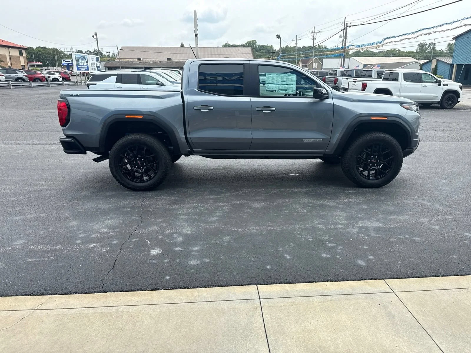 2026 GMC Canyon Elevation - Photo 8