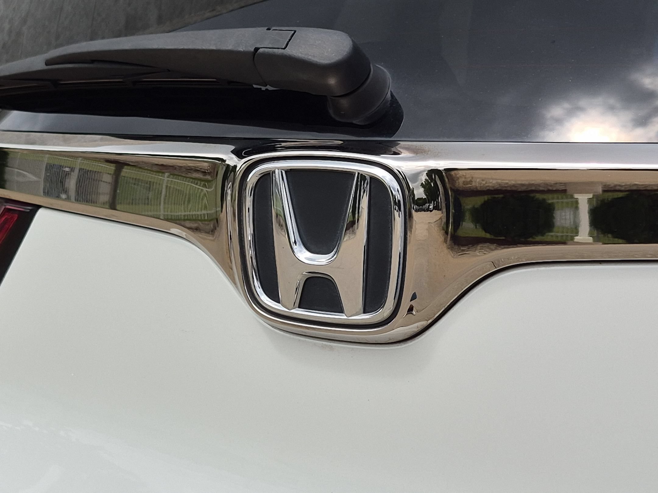 Used 2020 Platinum White Pearl Honda EX-L AWD image 29