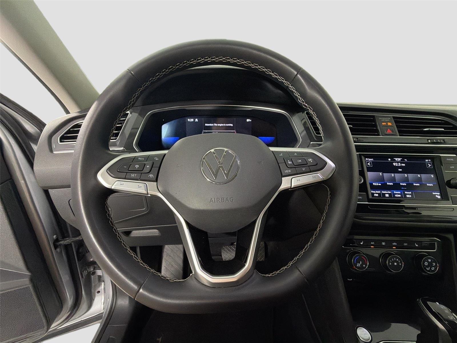 Used 2022  Volkswagen S image 12