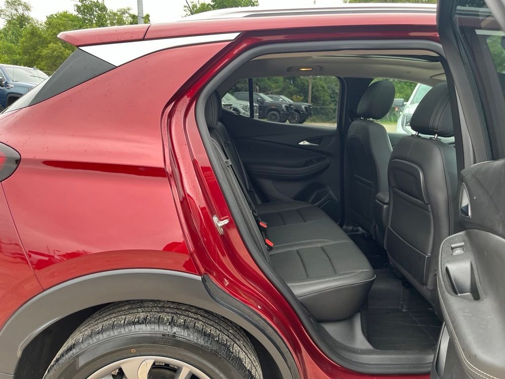 Used 2023 Cinnabar Metallic Buick Essence image 35