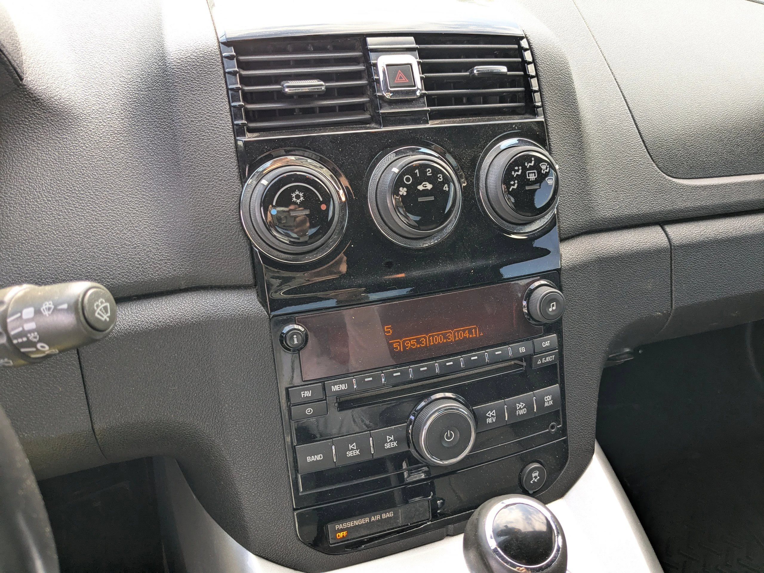 2008 Saturn Sky Roadster - Photo 15