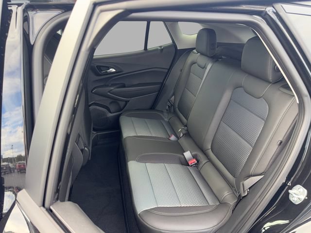 2026 Chevrolet Trax LT - Photo 14