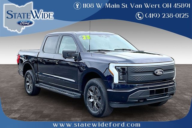 2025 Ford F-150 Lightning Flash