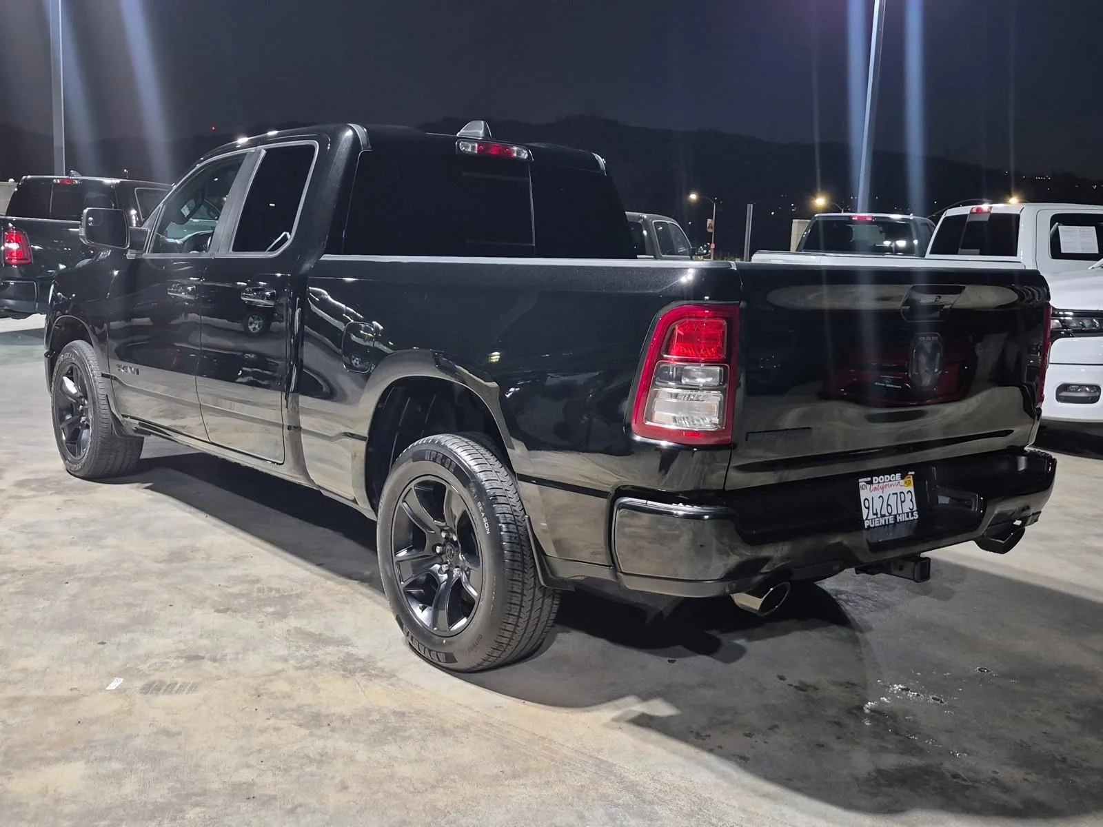 Certified Used 2022 Diamond Black Crystal Pearlcoat Ram Big Horn image 4