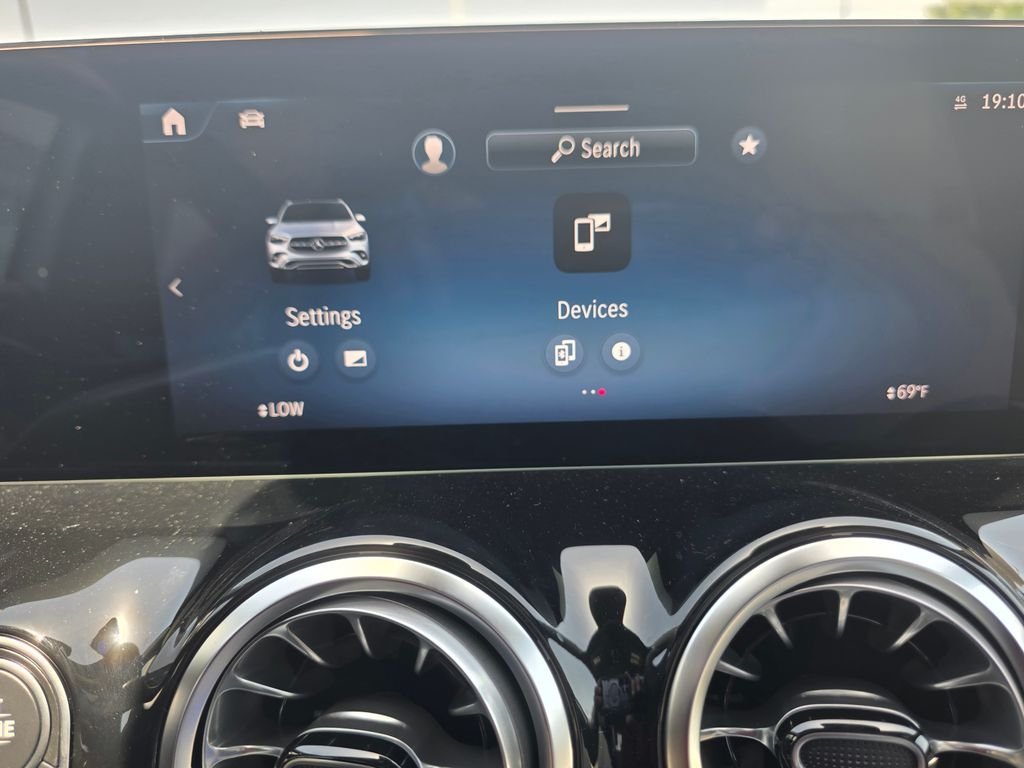 New 2026 Polar White Mercedes-Benz GLA 250 image 26