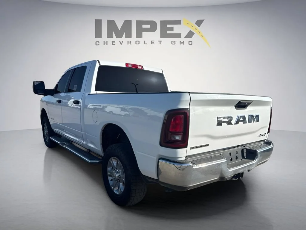 Used 2025 White Ram Big Horn image 3