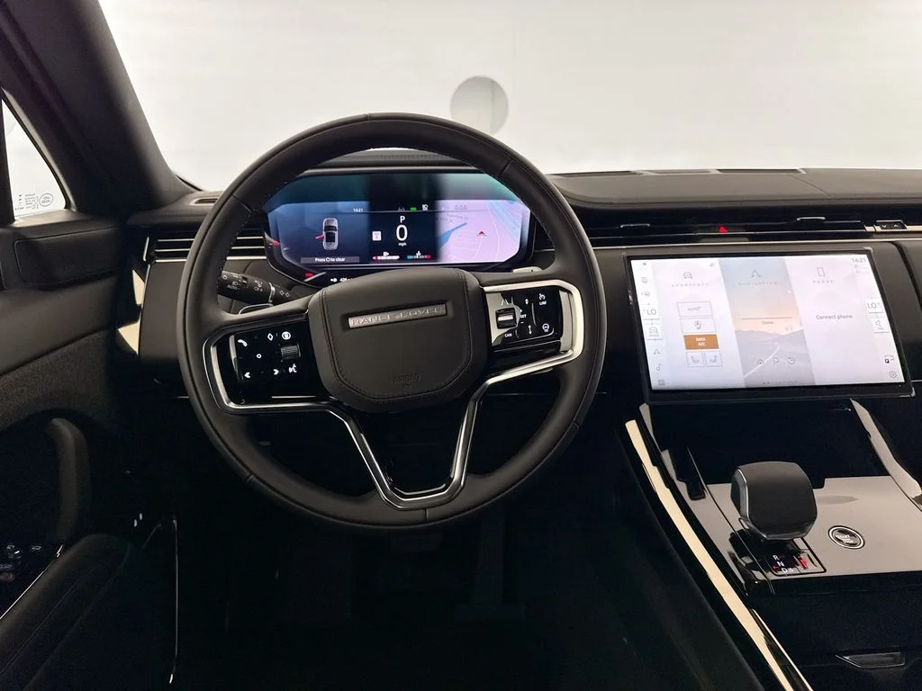 New 2026 Santorini Black Land Rover SE image 23