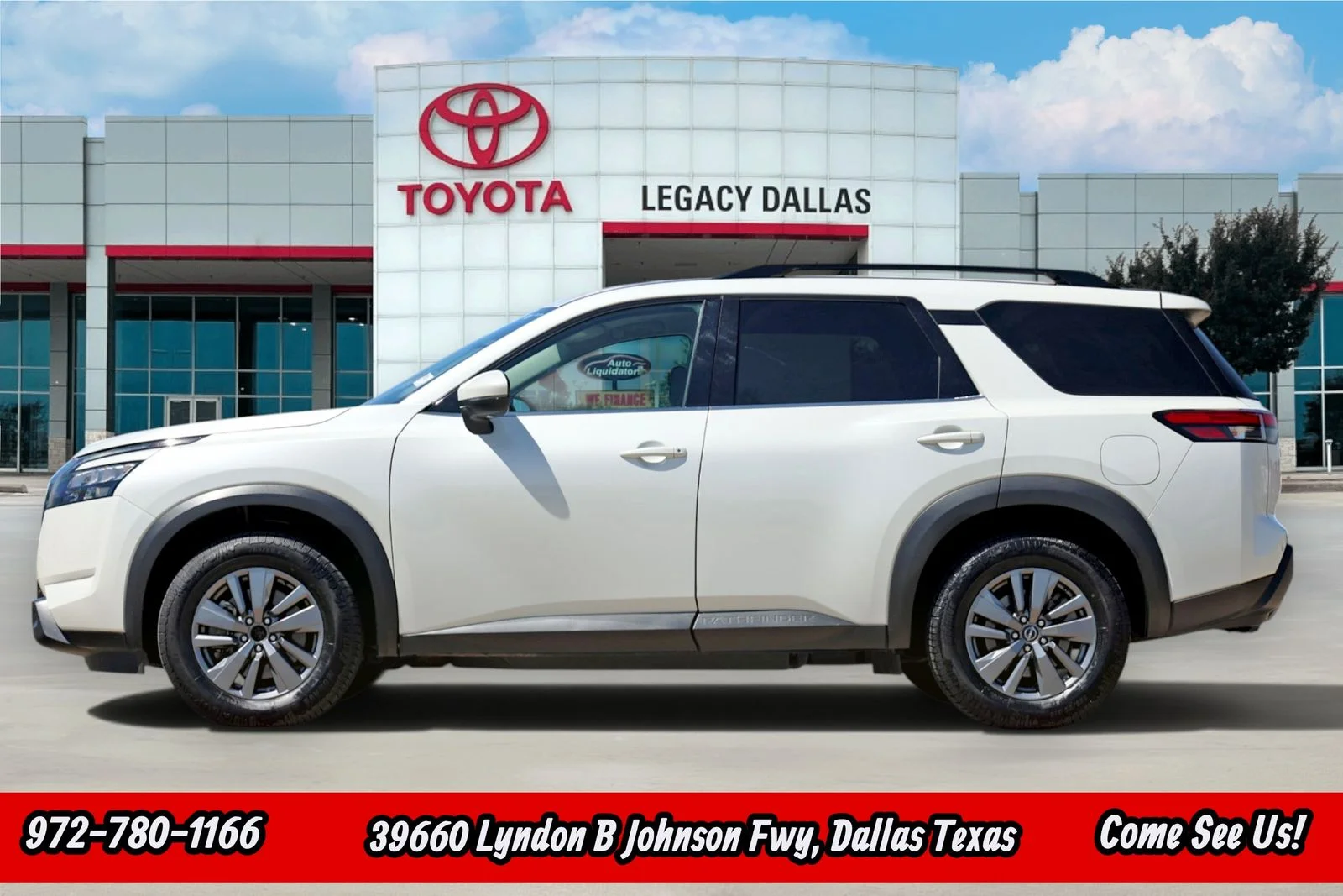Used 2024 White Nissan SV image 7