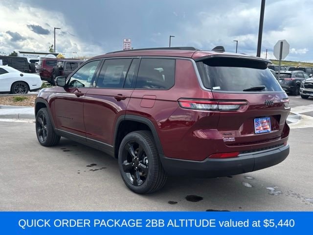 New 2026 Velvet Red Pearl-Coat Exterior Paint Jeep Altitude image 3