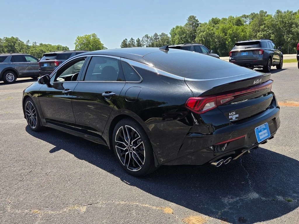 Used 2023 Black Kia GT image 8