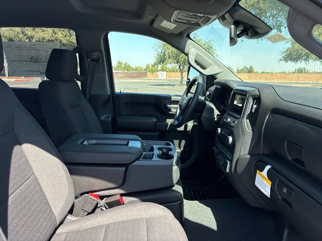 2026 Chevrolet Silverado 2500 HD Custom - Photo 28