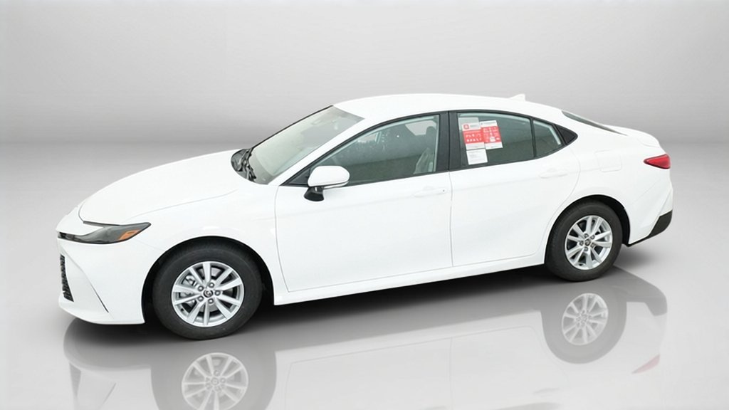 New 2026 Ice Cap Toyota LE image 33