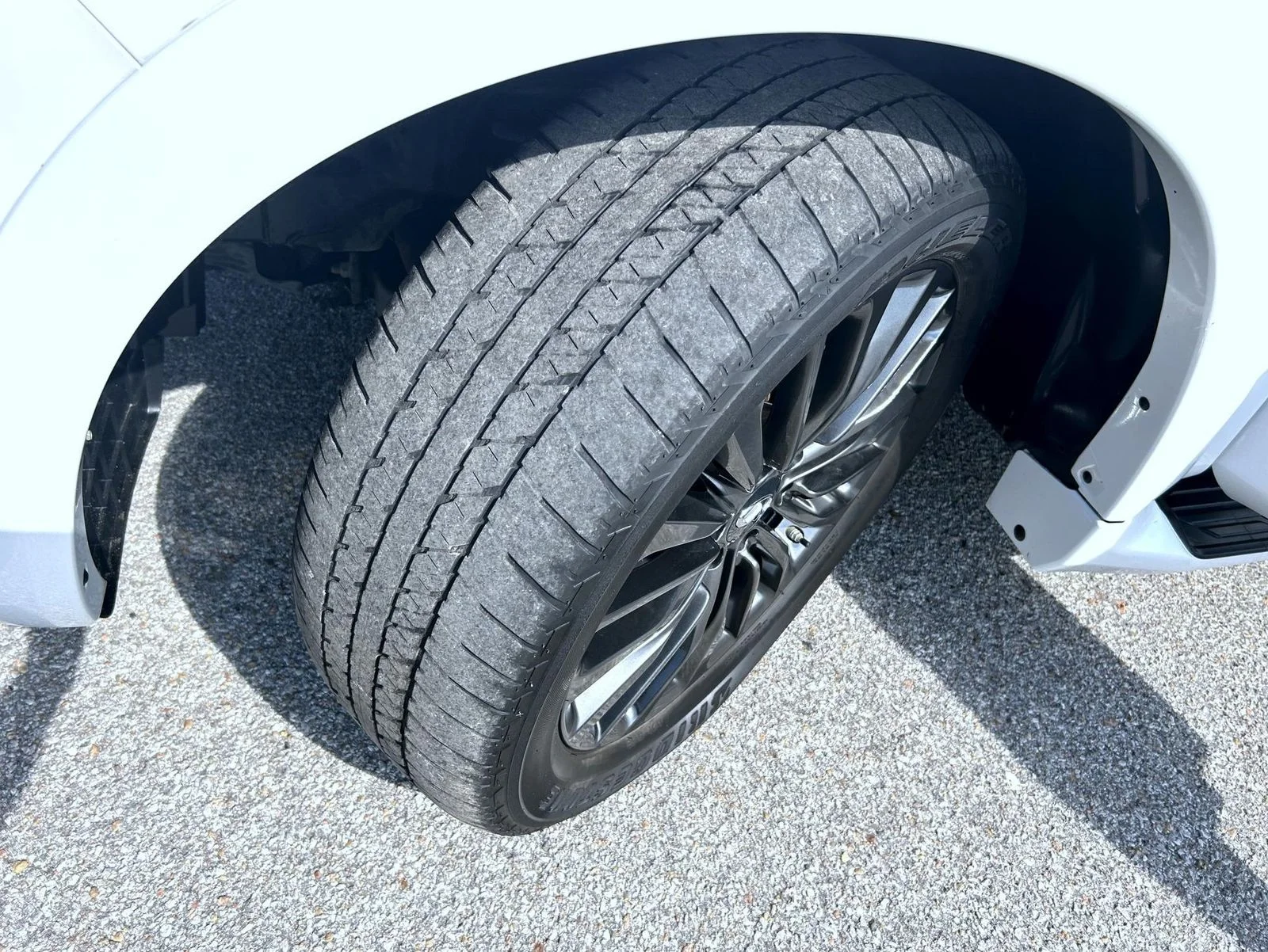 Used 2023 White INFINITI Sensory image 24