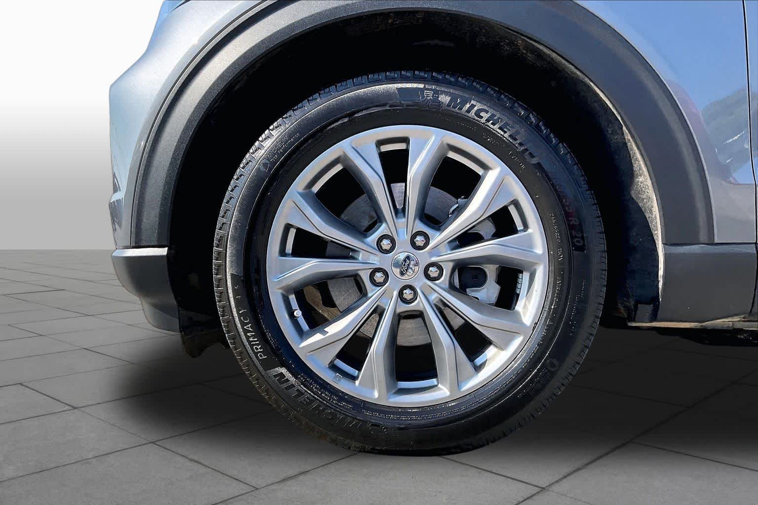 Used 2023 Carbonized Gray Metallic Ford XLT image 11