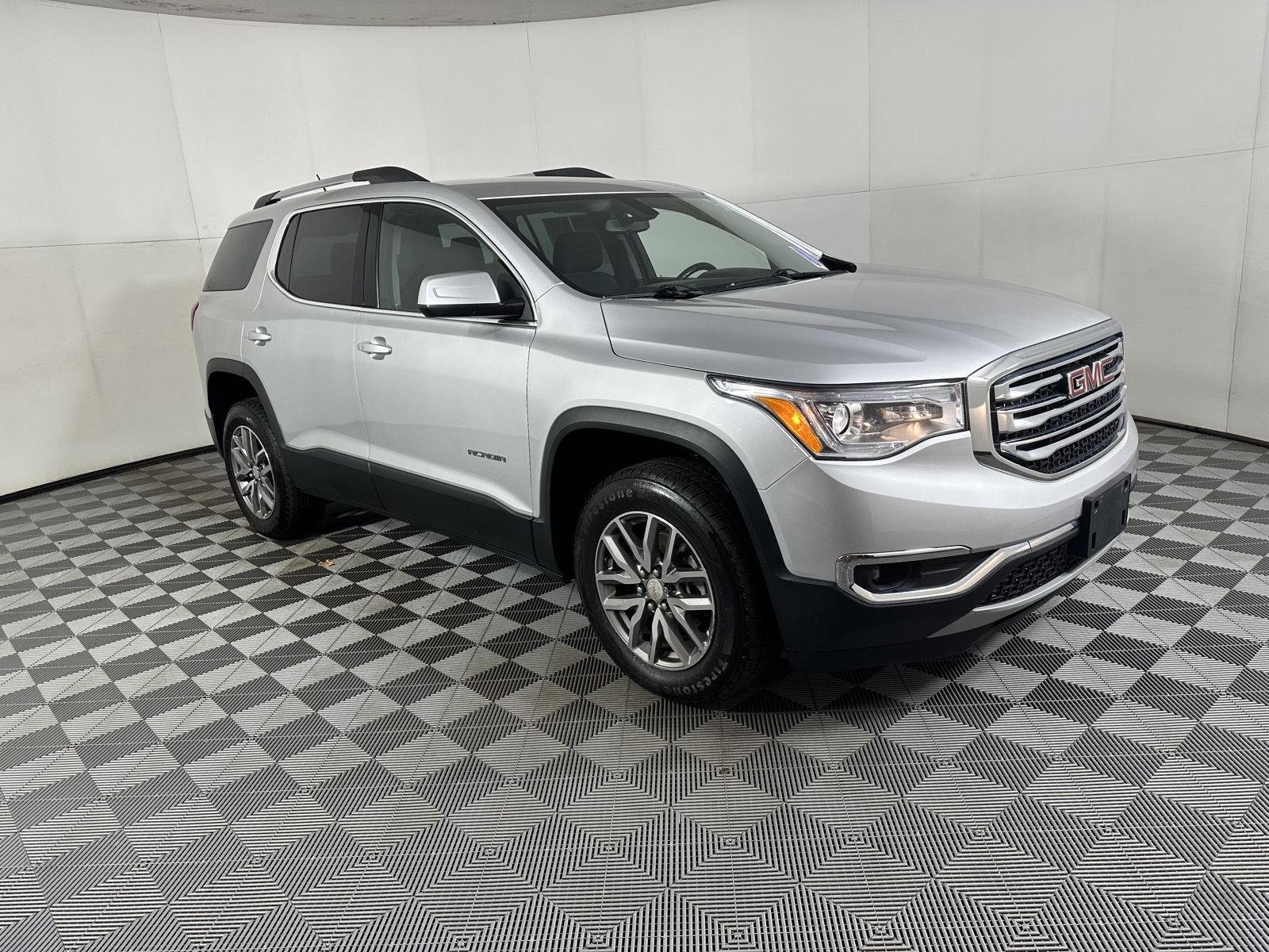 Used 2019 Quicksilver Metallic GMC SLE image 13