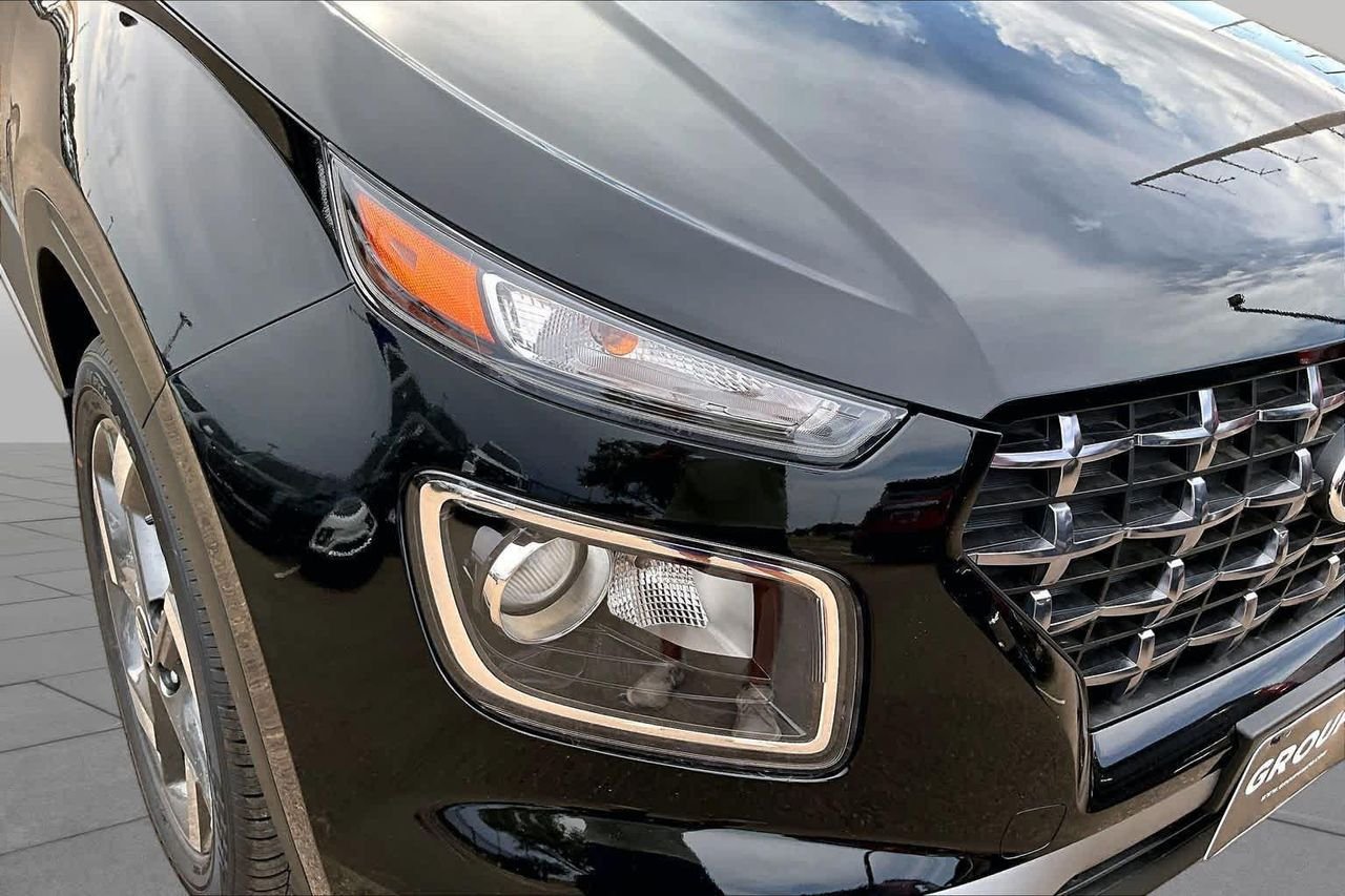 New 2026 Onyx Black Hyundai SEL image 13