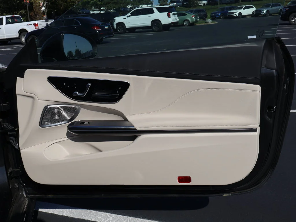 New 2026 Graphite Gray Metallic Mercedes-Benz CLE 300 image 15