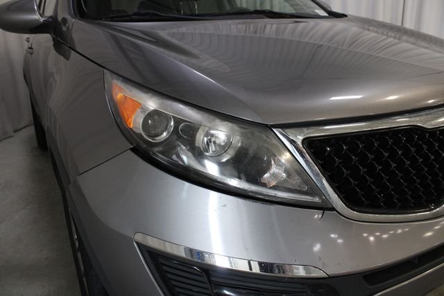 Used 2014 Silver Kia LX image 31