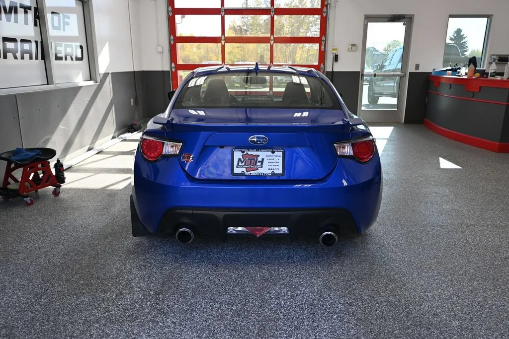 Used 2016 Blue Subaru Limited image 4
