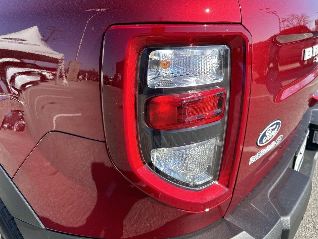 New 2026 Ruby Red Metallic Tinted Clearcoat Ford Outer Banks® image 11