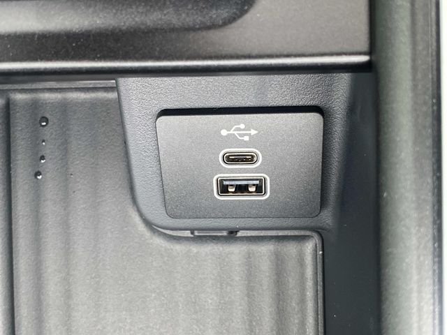 New 2026 White Ford King Ranch image 24