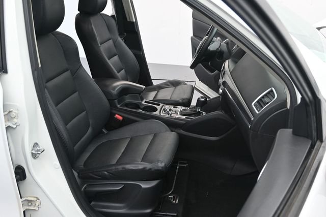 Used 2016 White Mazda Grand Touring image 29