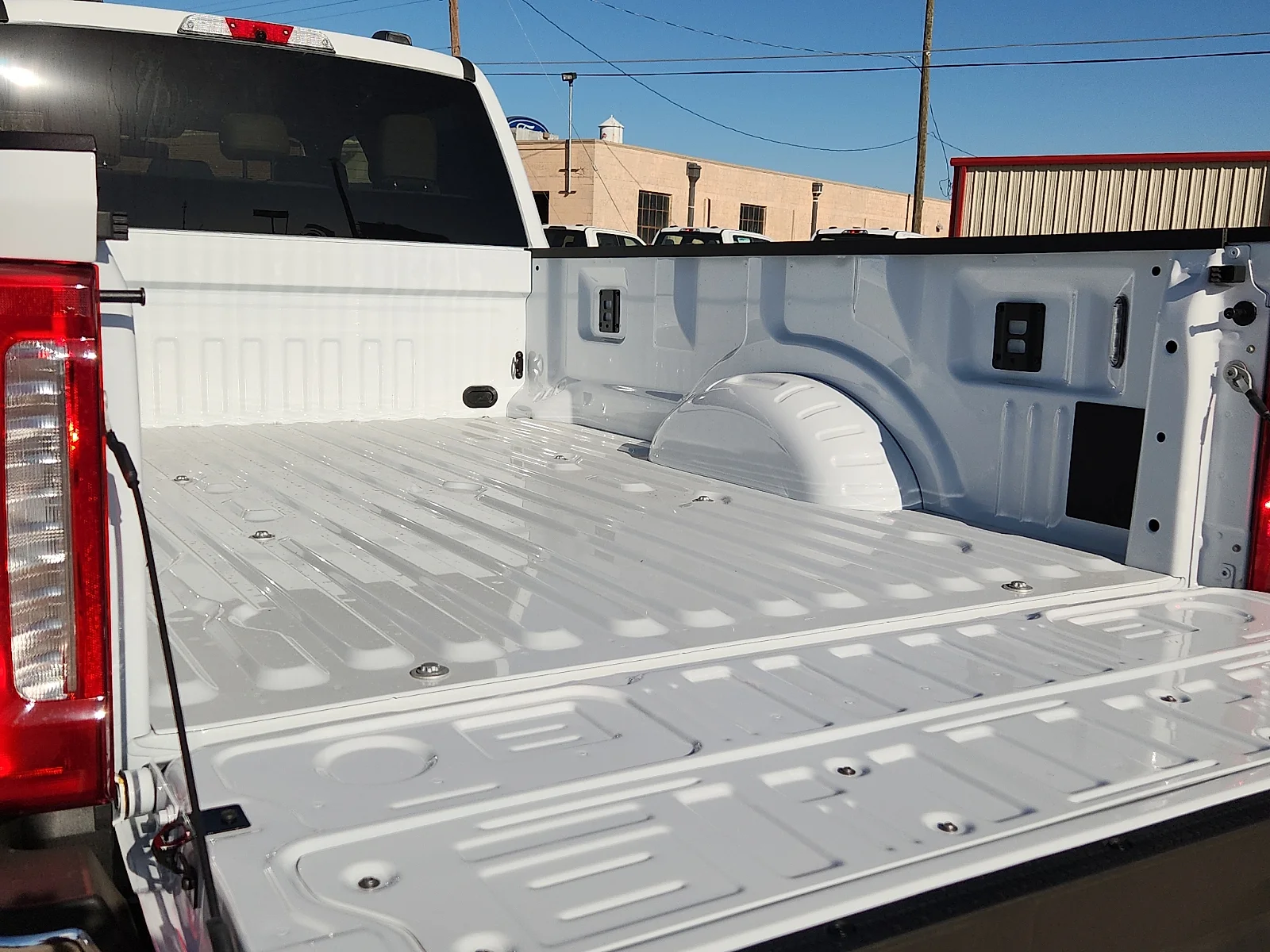 New 2026 Oxford White Ford Lariat image 12