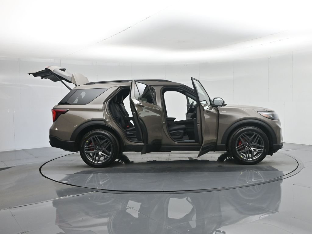 New 2026 Marsh Gray Ford ST-Line image 24