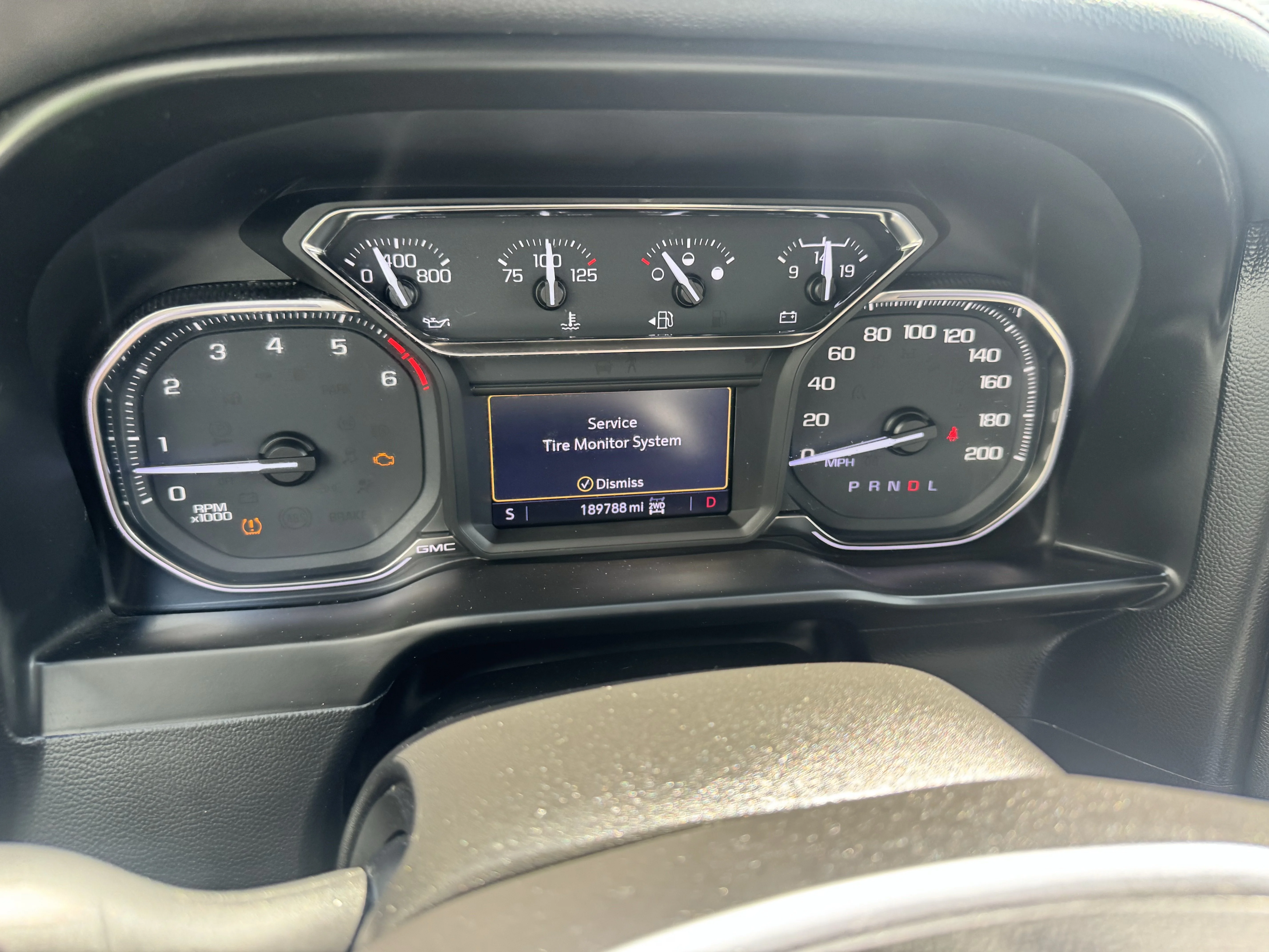 Used 2020 Dark Sky Metallic GMC SLE image 18