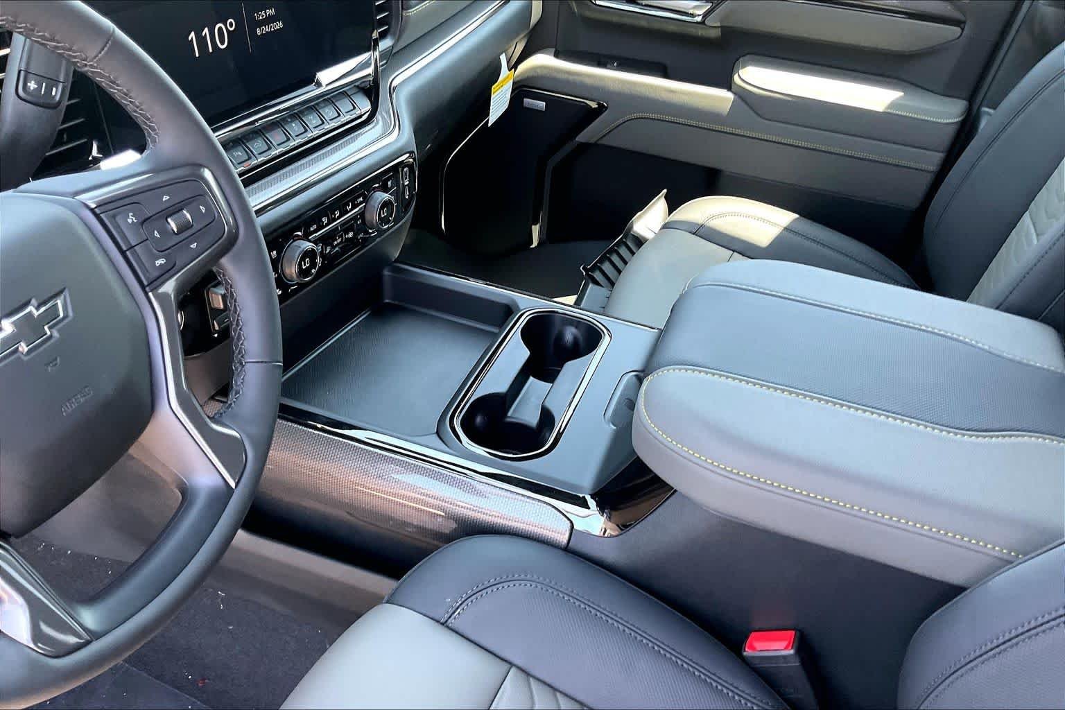 2026 Chevrolet Silverado 2500 HD ZR2 - Photo 8