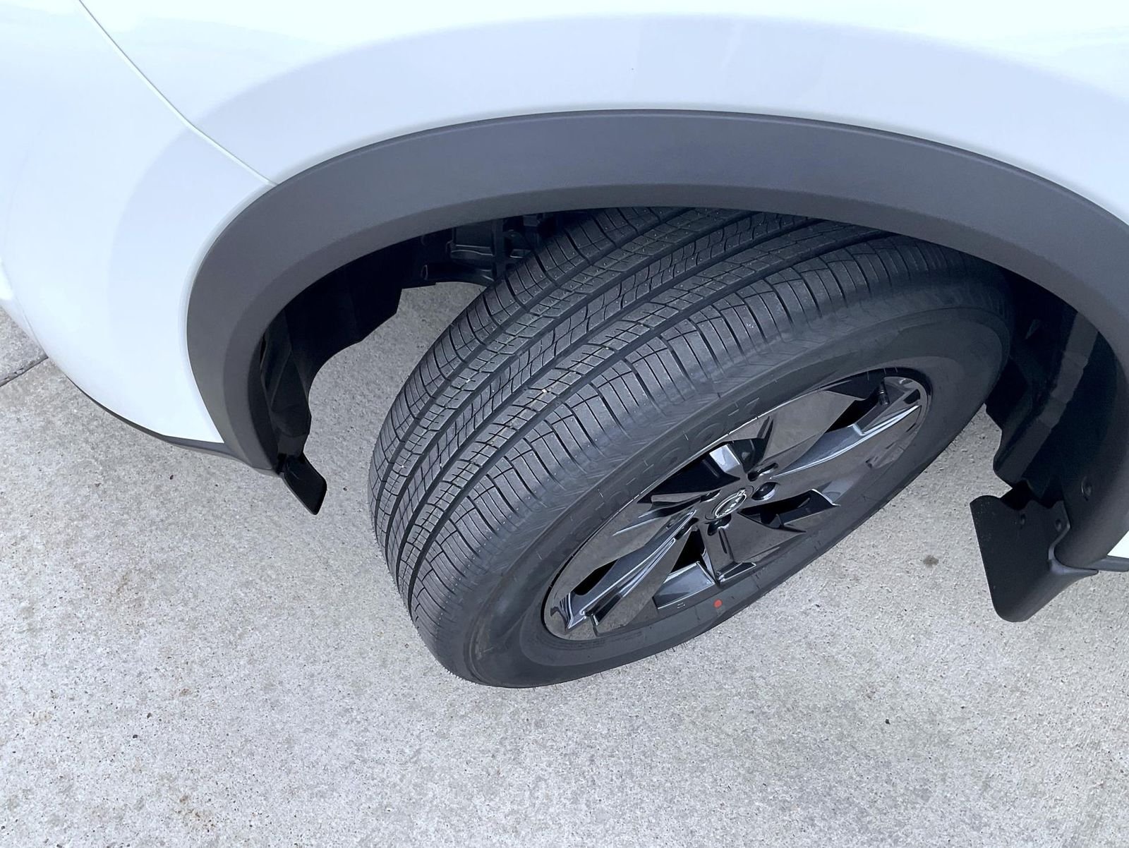 New 2026 Everest White Pearl TriCoat Nissan SV image 23